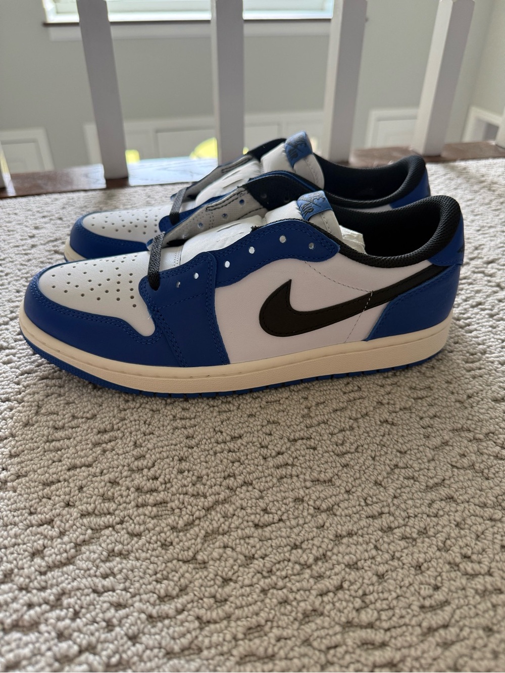 Men’s Jordan 1 Retro Low Royal - New in Box size 9.5